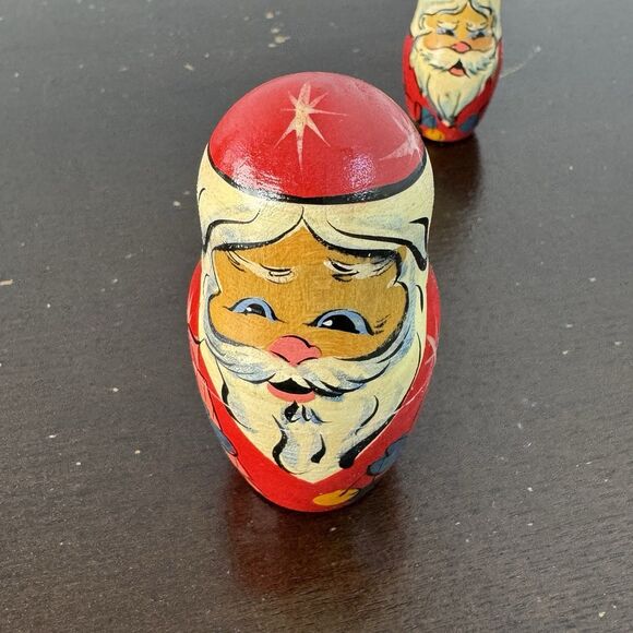 Vintage Hand Painted Nesting Santa Set Of 4 Russian Santa Claus Dolls - Picture 5 of 11